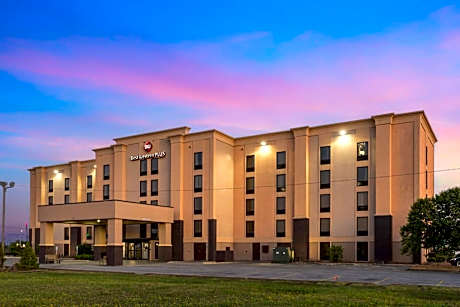 Best Western Plus Jonesboro Inn & Suites