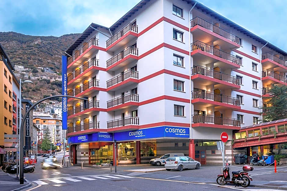 Hotel & Aparthotel Cosmos
