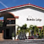 Lake Side Lodge