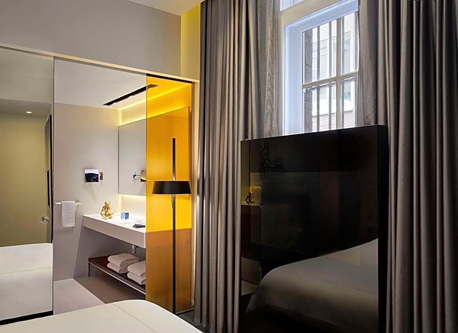 art'otel Amsterdam, powered by Radisson Hotels