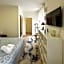 Extravaganza Room and Suite Apartment City Center