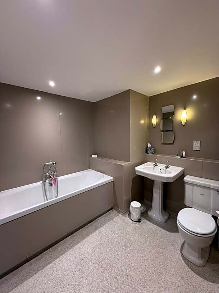 Ivy House Country Hotel
