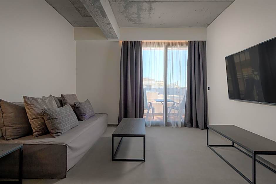 Essence Suites Downtown Suites - Adults Only