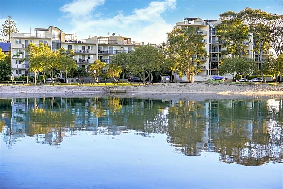 Excellsior Apartments