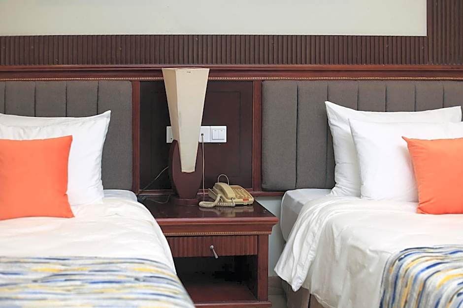 Royal Suites Hotel-Kampala