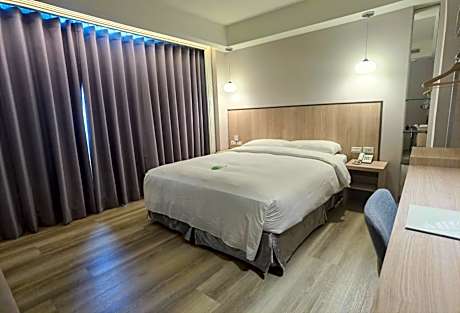 Deluxe Double Room with Bath