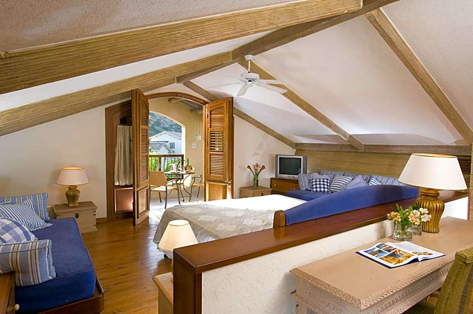 Photo 1 of 8 of Executive Suite, Side Sea View