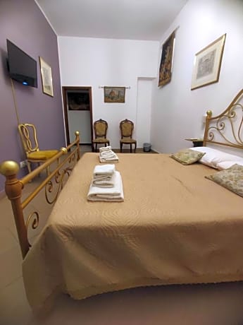 Economy Quadruple Room