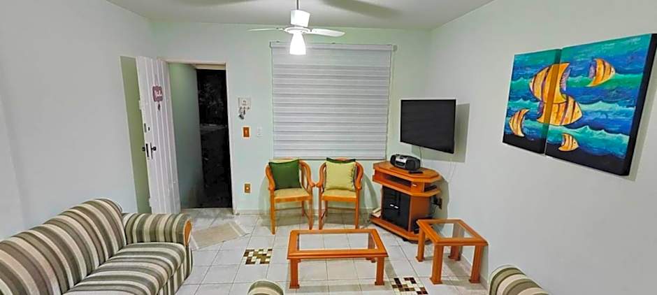 Casinha de Boneca em Juquey