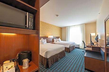 Queen Room with Two Queen Beds and Adapted Tub - Mobility and Hearing Accessible