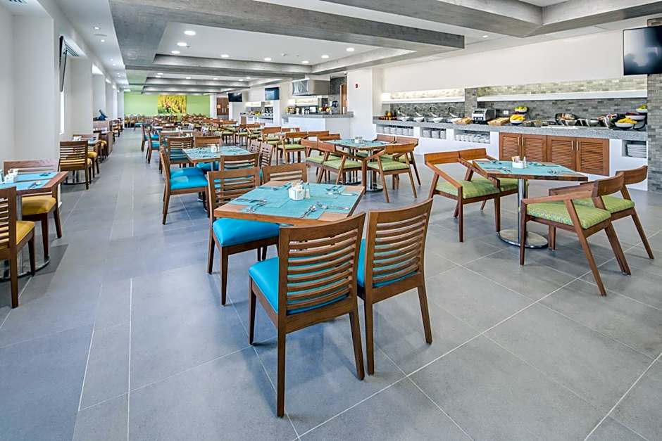 Wyndham Garden Playa del Carmen