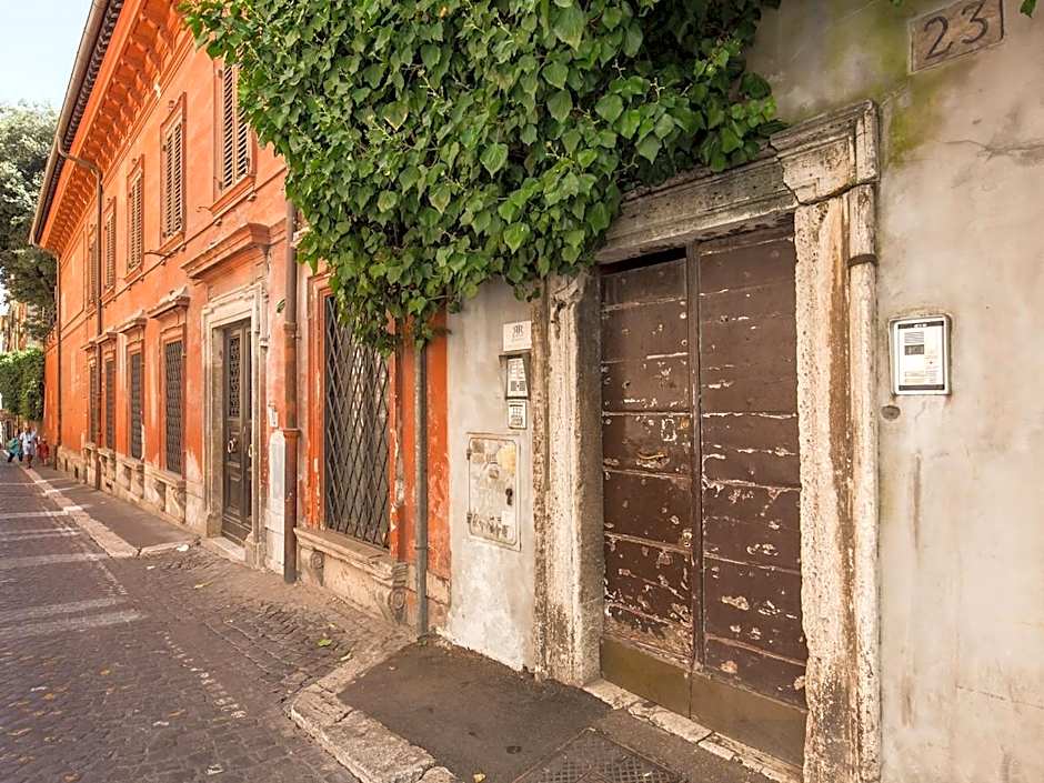 Residenza RomAntica – Rome