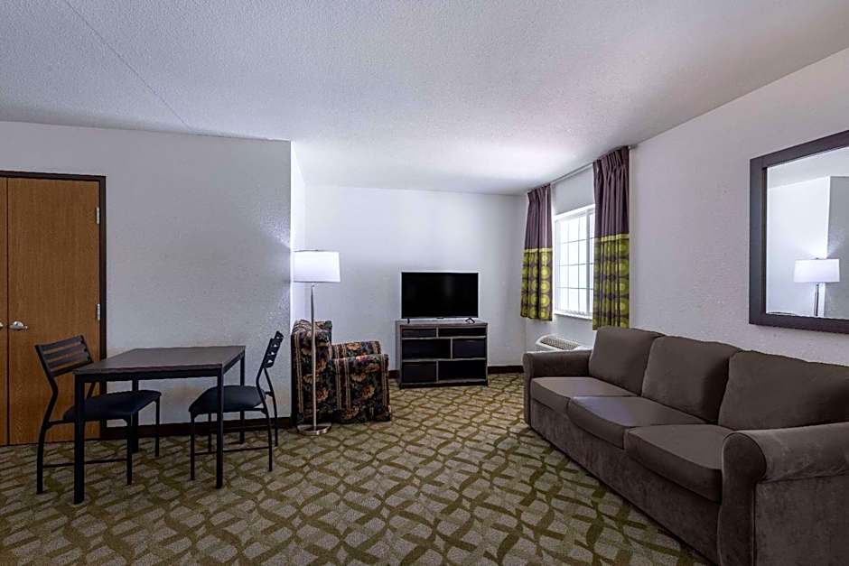 Super 8 by Wyndham De Soto