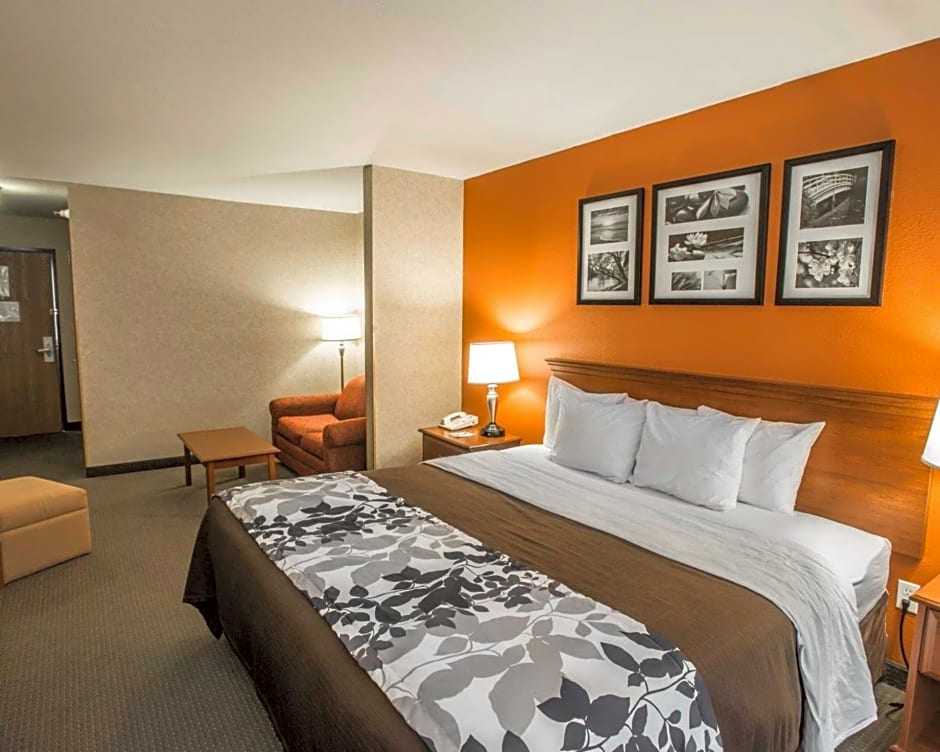 Sleep Inn & Suites Hays I-70