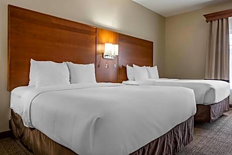 2 Queen Beds, Suite, No Smoking, Accessible Room