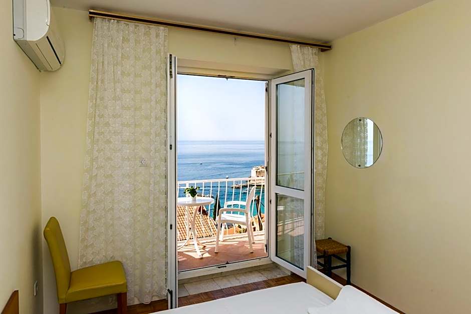 Beautiful Nest Rooms