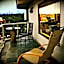 Aztic Hotel and Executive Suites