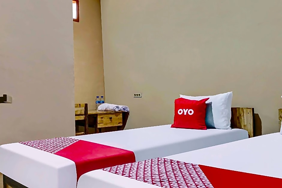 OYO 91223 Mutiara Guest House