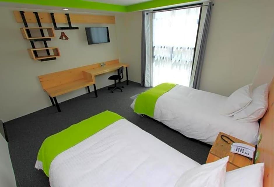 Hotel Brisas Express