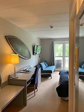 Superior Double or Twin Room with Terrace