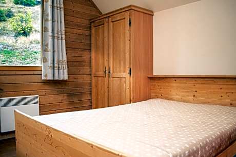 Two-Bedroom Chalet (6 Adults)
