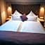 Ata Hotel - Self Check-in