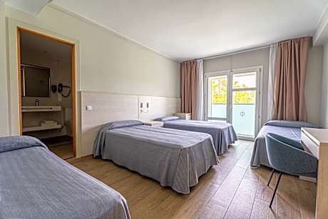 STANDARD 2 ADULTS + 2 CHILDREN