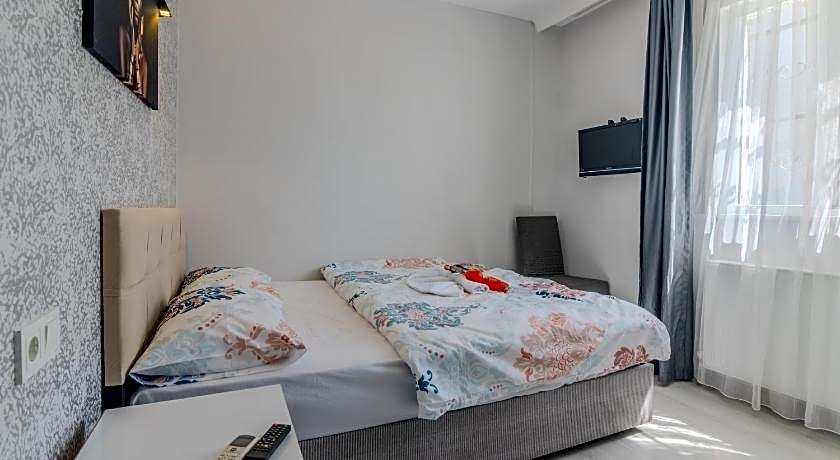 Airport Black Sea Hotel & Restaurant