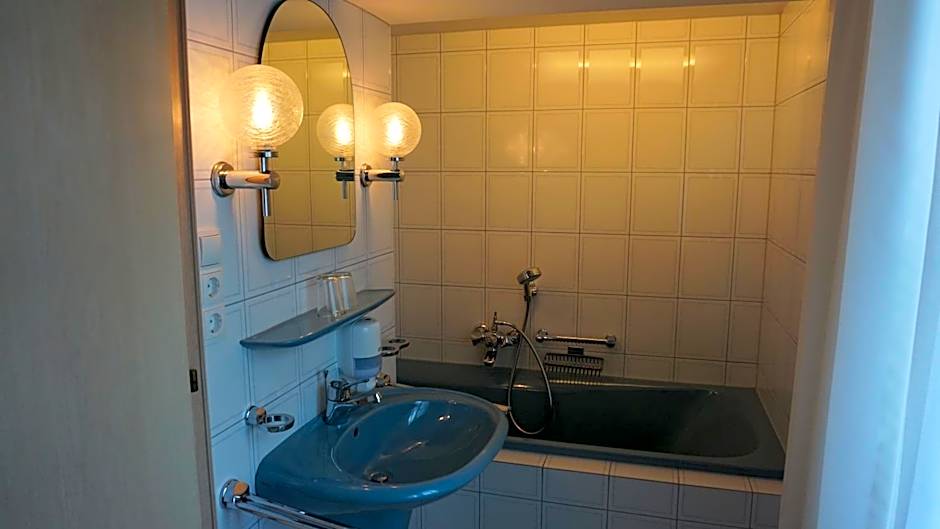Waldrast Bed & Breakfast