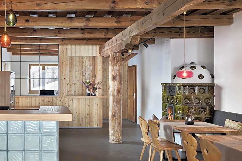 Holzhackerin - the charming Haus am Berg