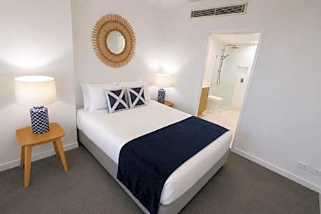 1 Bedroom Superior Apartment