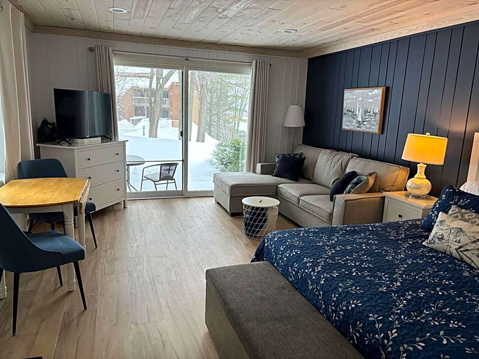 Shanty Creek, Condo, Golf ,Sleeps 4, Pets welcome!