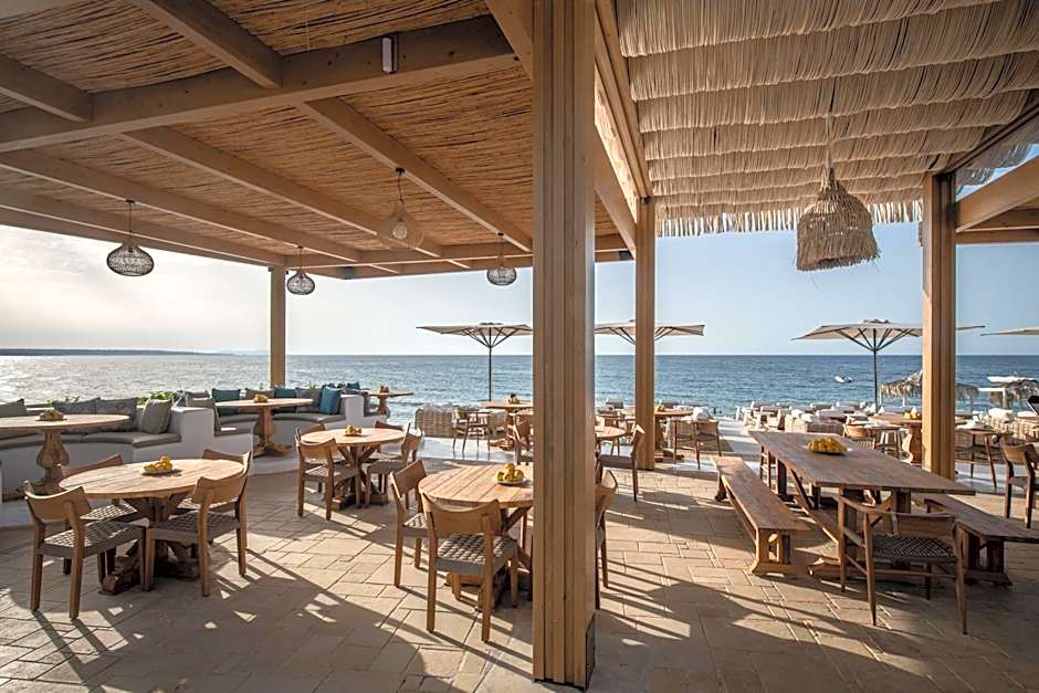 Parthenis Beach, Suites by the Sea