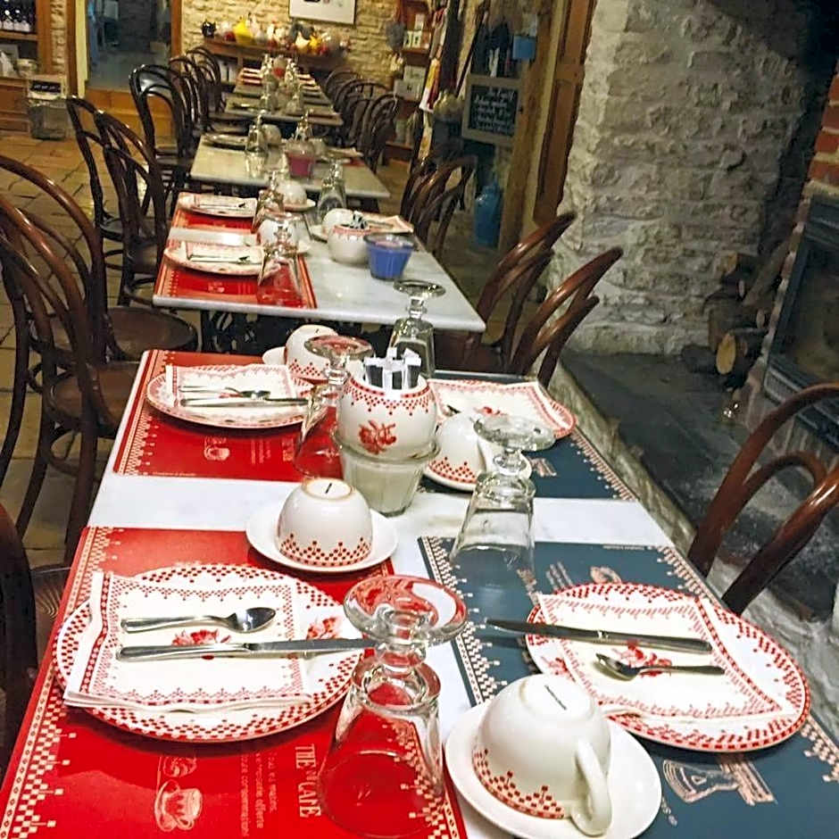 Logis Hotel La Grange Du Relais