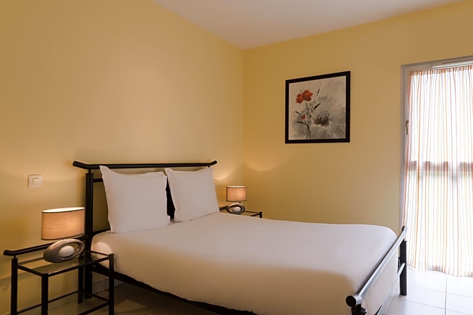 Hotel The Originals Tours Sud Pic Epeiche (ex Inter-Hotel)