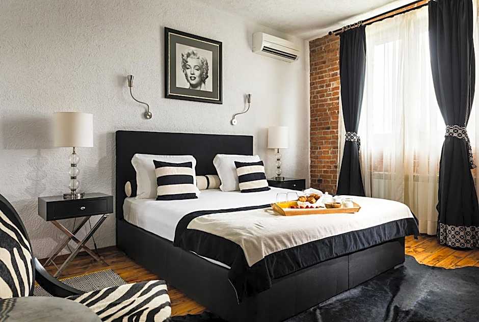 Chateau Copsa Complex