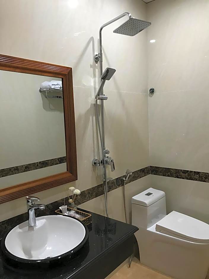 Bình Minh Riverside Hotel