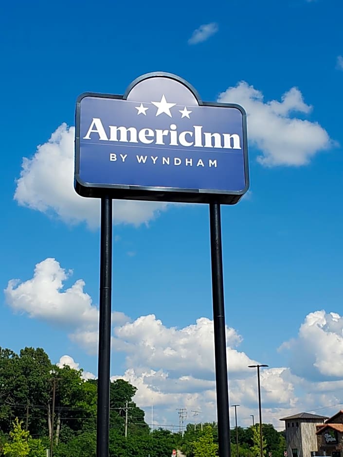AmericInn by Wyndham Delafield
