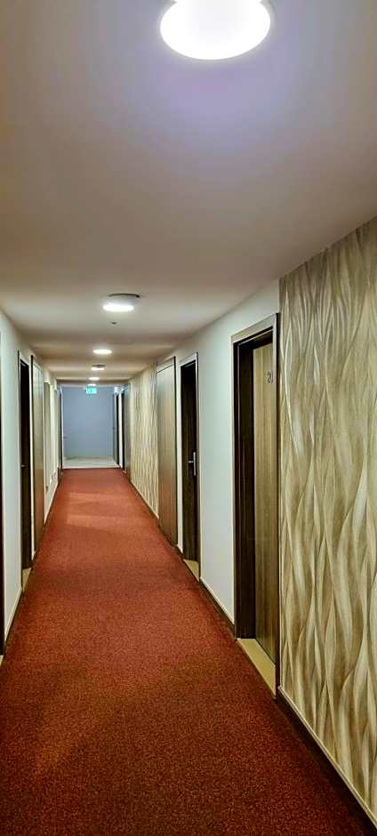 Hotel Három Gúnár