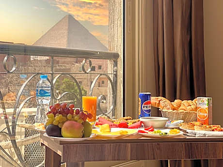 Hammis Pyramids View INN