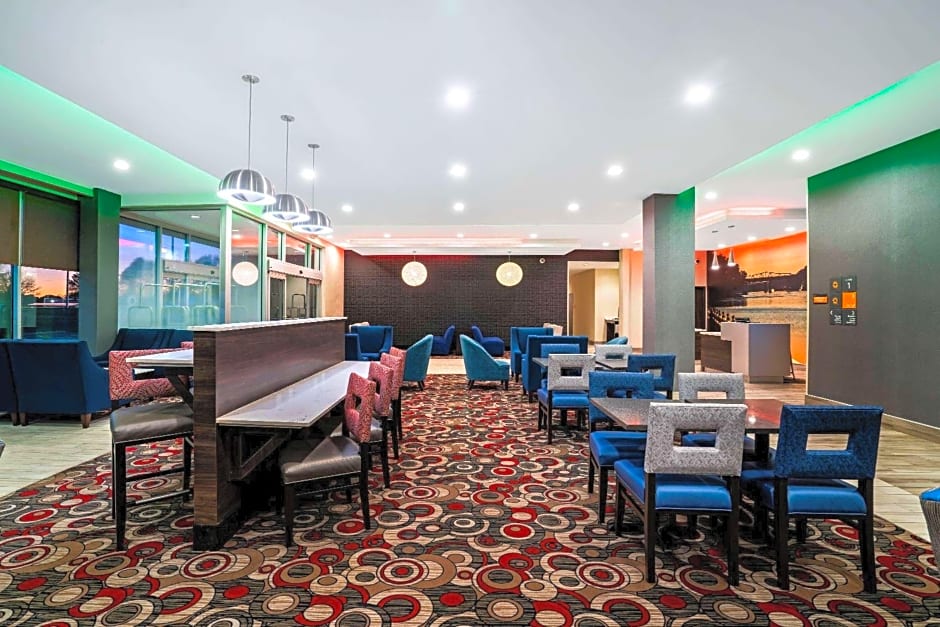 La Quinta Inn & Suites by Wyndham Tuscaloosa - McFarland