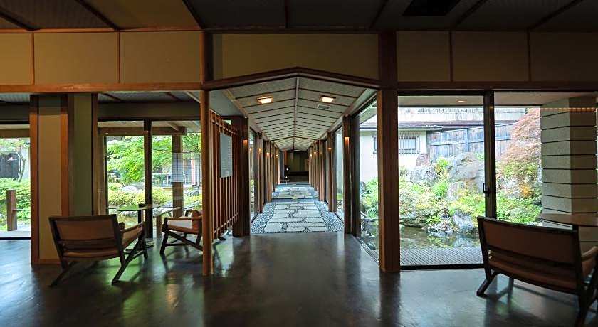 Sakahijiri Nikko