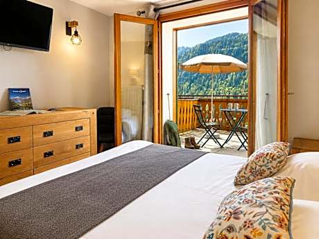 Double Room with Valley View