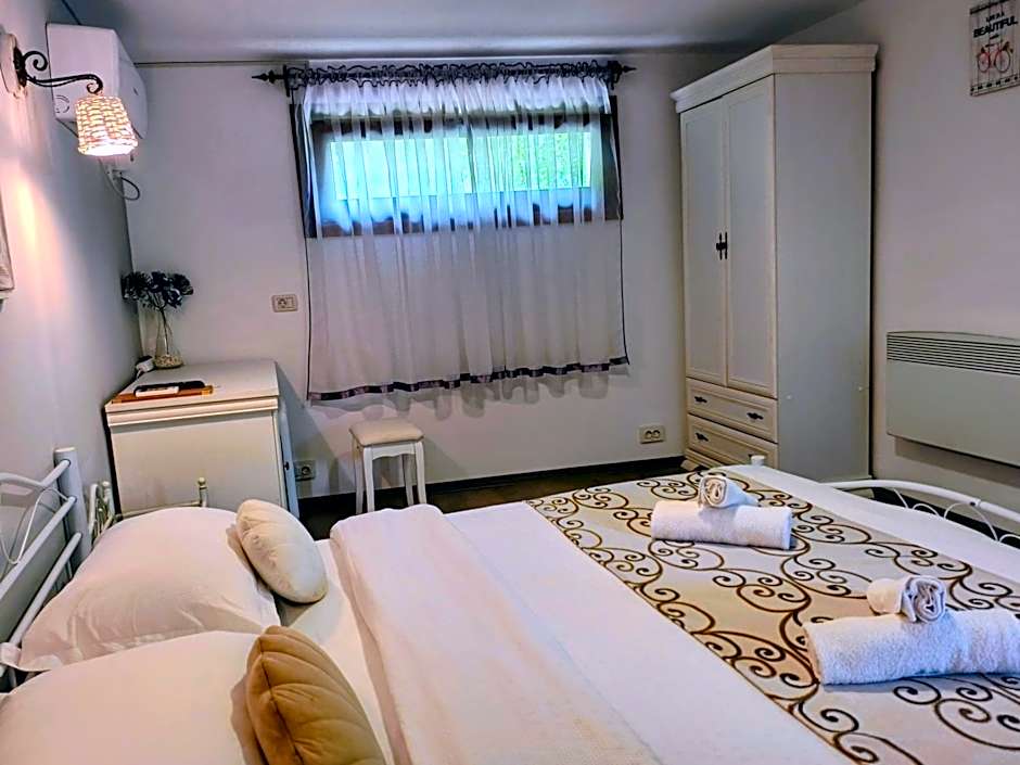 Camere de inchiriat La Locanda