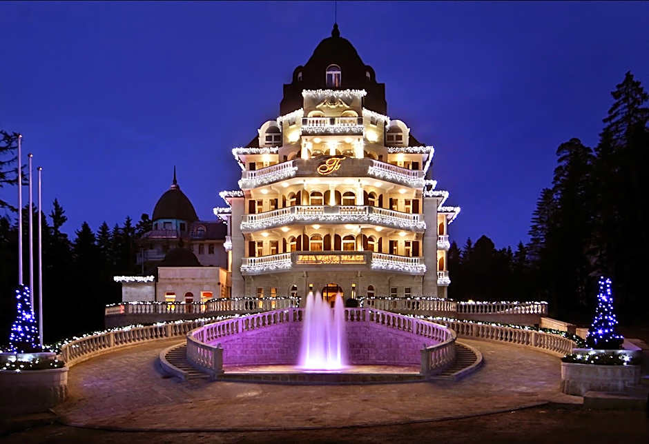 Festa Winter Palace Hotel