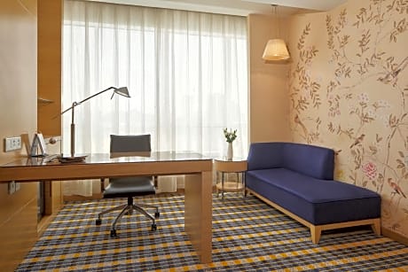 Executive King Room