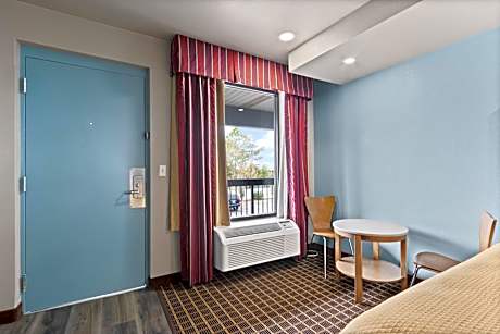 Double Queen Room - Non-Smoking
