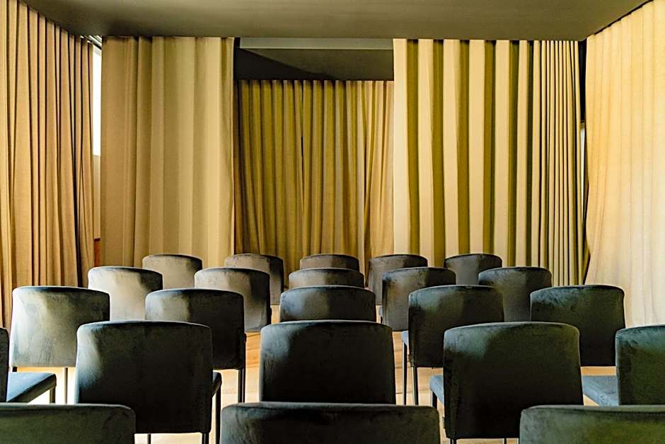 Hôtel Fort St Laurent Lyon - Handwritten Collection