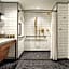 21c Museum Hotel St Louis