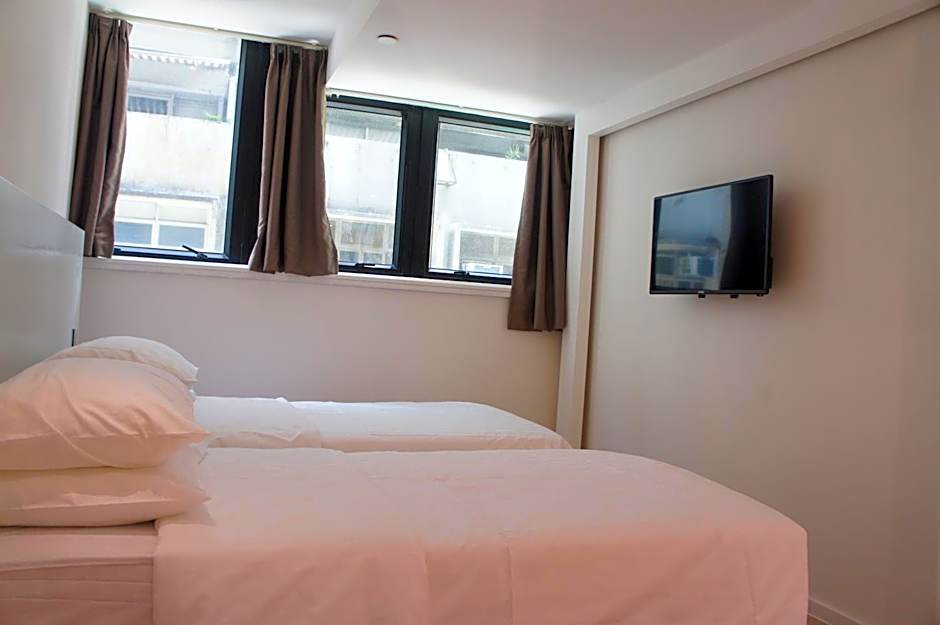 Photo 1 of 15 of Deluxe 2 Beds